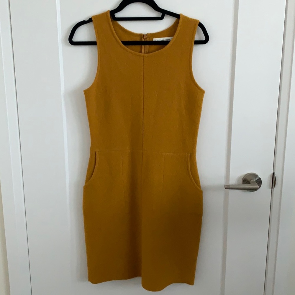 Sparrow dress